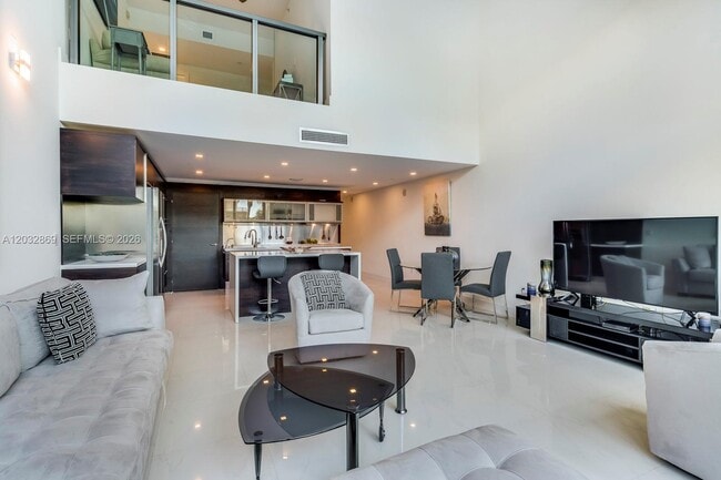 Building Photo - 6000 Collins Ave