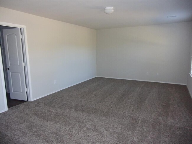 Building Photo - 5522 Mesquite Oaks Trail