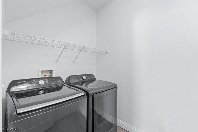 Building Photo - 10980 St Rafael St