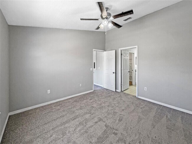 Building Photo - 860 Grand Regency Pointe