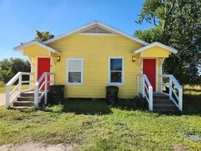 Building Photo - 2706 Berry St