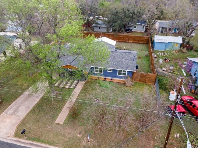 Building Photo - 3404 Touchstone St