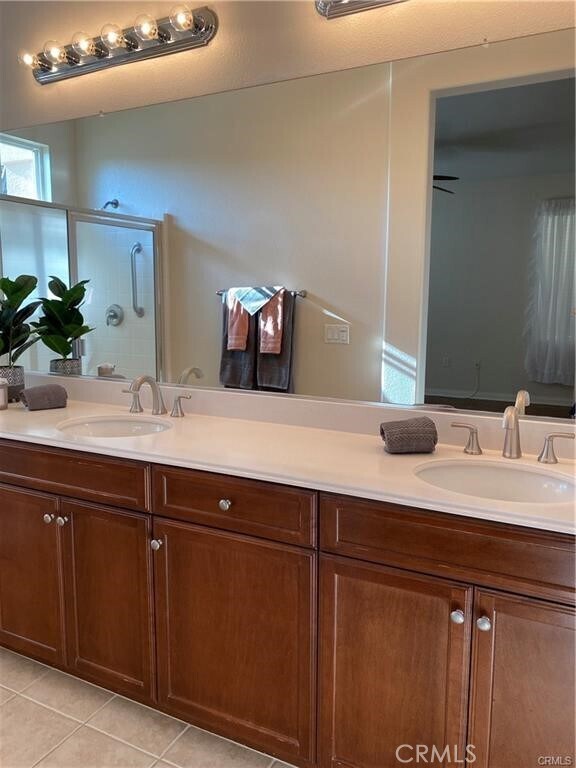 Building Photo - 126 Cascade Creek