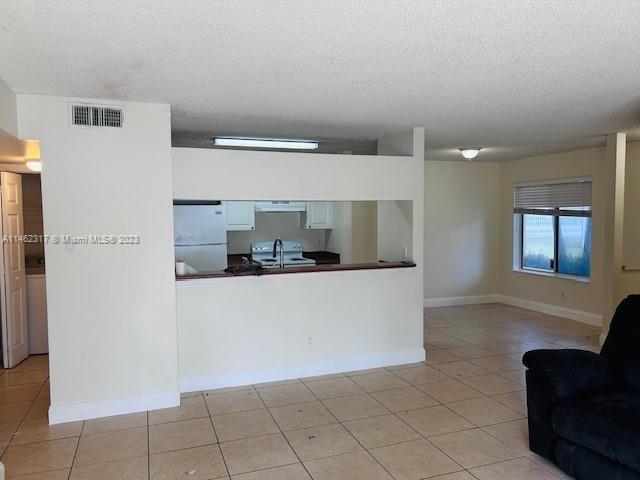 Building Photo - 15821 SW 104th Terrace