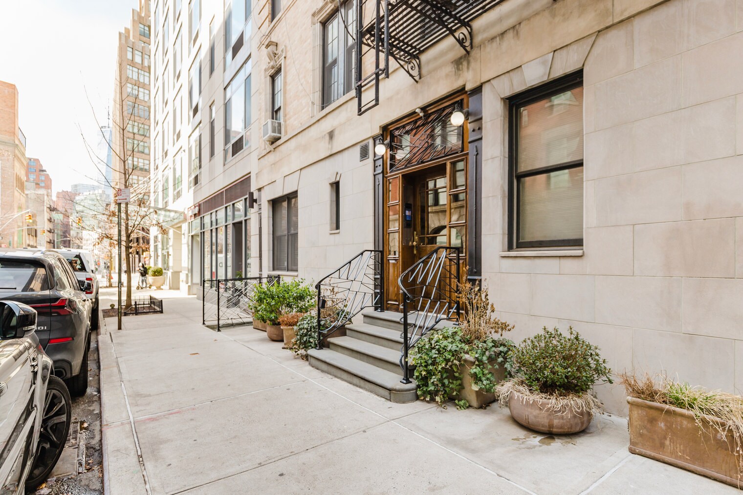 Building Photo - 57 Thompson St