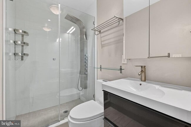 Building Photo - 1620 15th St NW