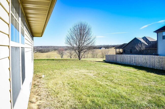 Building Photo - 505 Falcon Heights