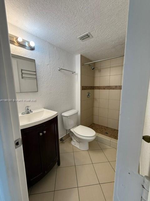 Building Photo - 9350 Fontainebleau Blvd