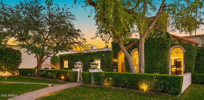 Building Photo - 8501 N Golf Dr