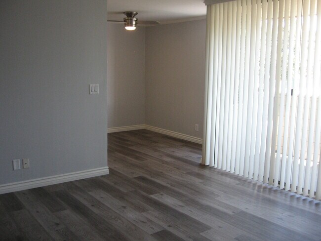 Building Photo - 9900 Jordan Ave