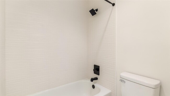 Building Photo - 4979 NW 82nd Ave