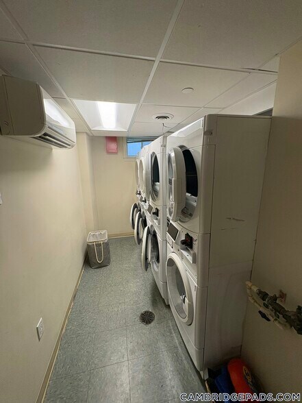 Building Photo - 3 Langdon St