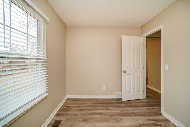 Building Photo - 381 Stone Mill Rd