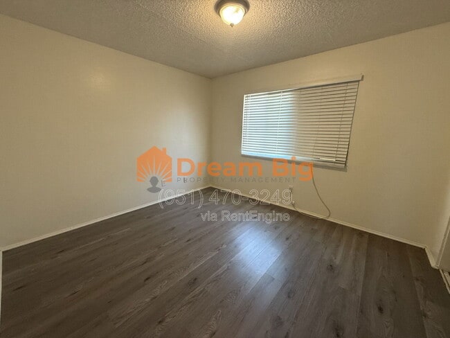 Building Photo - 245 Maryknoll Dr