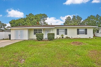 Building Photo - 2711 Aloma Ave