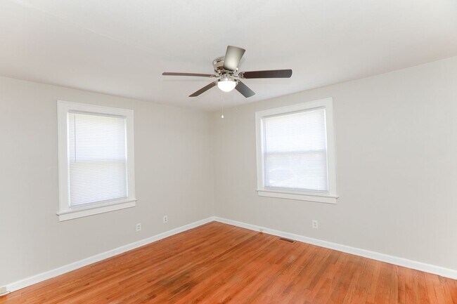 Building Photo - 9262 Coleman Ave