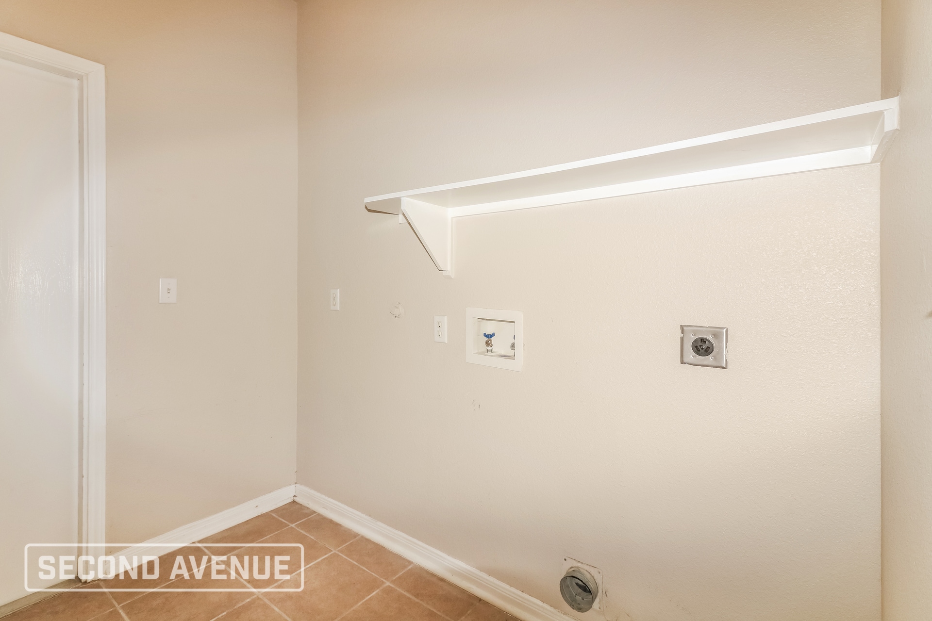 Building Photo - 2613 Las Brisas St
