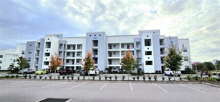 Building Photo - 3180 Paradox Cir
