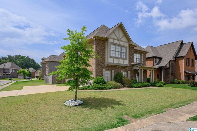 Building Photo - 5067 Skylar Way