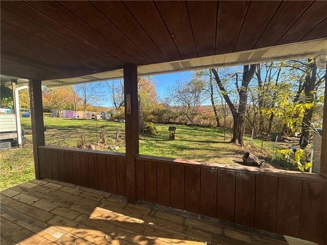 Building Photo - 1520 12th Ave