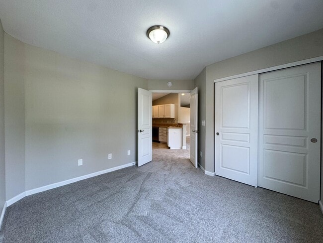 Building Photo - 2065 Timberwyck Ln