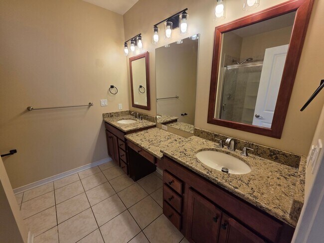 Building Photo - Wiltree Court-269