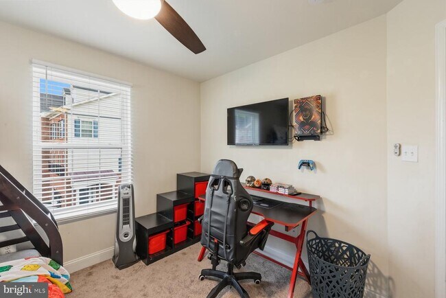 Building Photo - 15200 Richard Bowie Ln