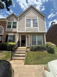 Building Photo - 24 Abbey Rd