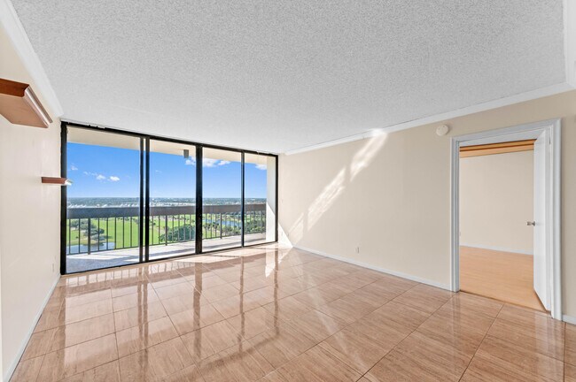 Building Photo - 2400 Presidential Way