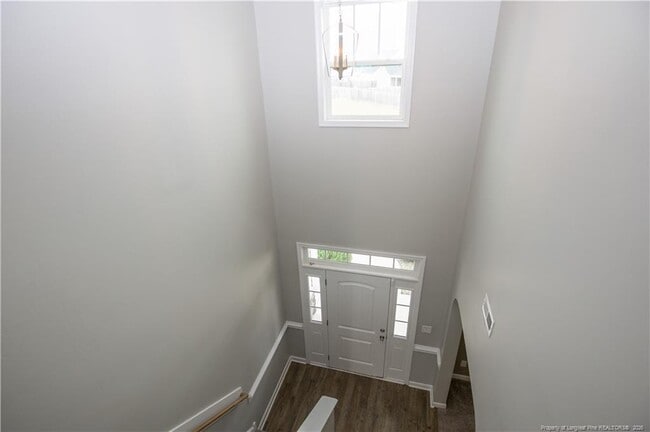 Building Photo - 5709 Pondhaven Dr