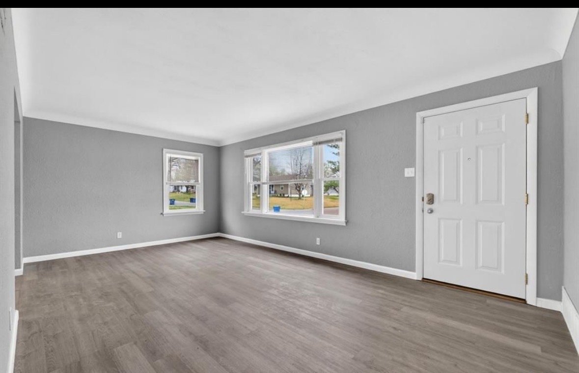 Building Photo - 8576 Kathlyn Dr