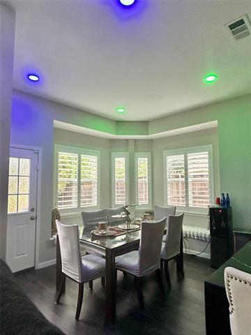 Building Photo - 6400 Sidney Ln