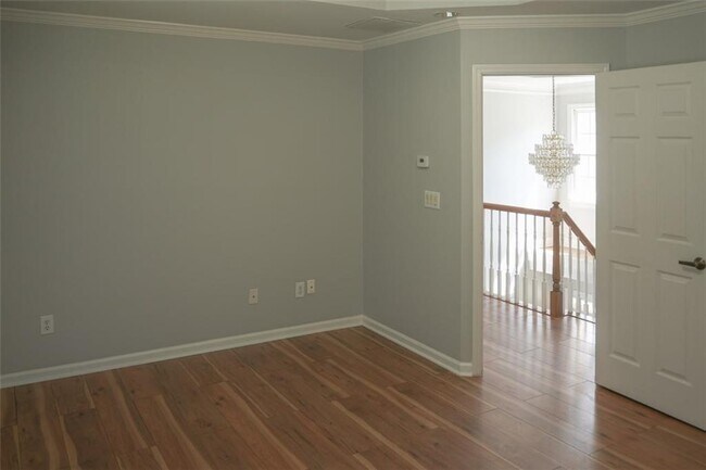 Building Photo - 385 Sweet Ivy Ln