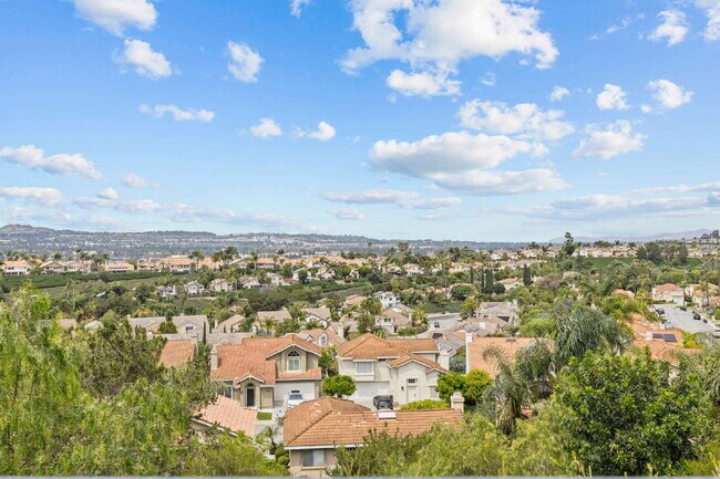 Building Photo - Single level home in Laguna Niguel