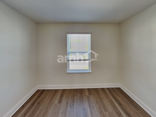 Building Photo - 5698 Dease Rd