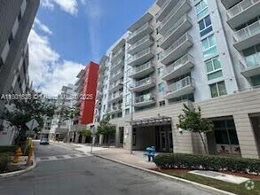 Building Photo - 7875 NW 107th Ave