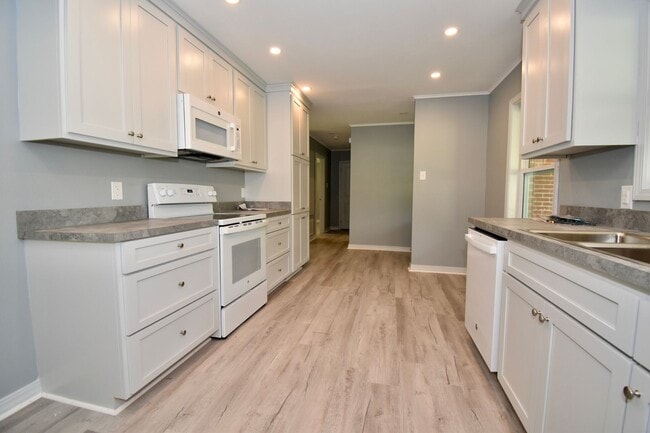 Building Photo - Updated 2 Bedroom, 1.5 Bath Home in Ruston