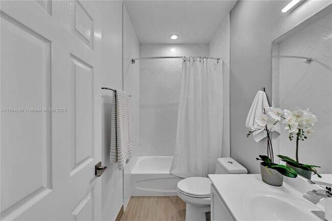 Building Photo - 11401 NW 89th St