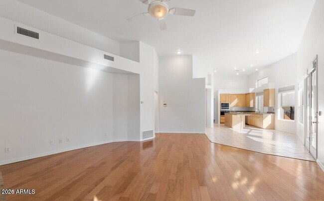 Building Photo - 1617 E Tierra Buena Ln