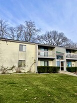 Building Photo - Sugar Creek Apartments