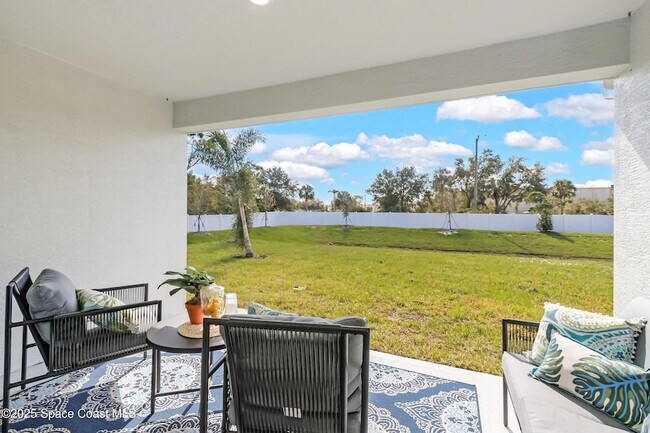 Building Photo - 167 Hidden Woods Pl