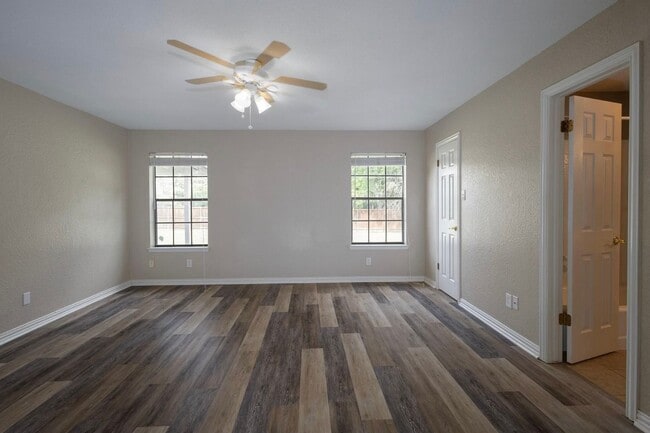 Building Photo - 3 Bed 2 Bath Home - Southlake Carroll ISD