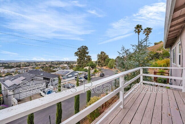 Building Photo - 25551 Maitland Dr
