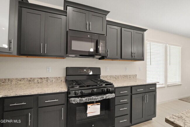 Building Photo - 5116 Joe Castillo St