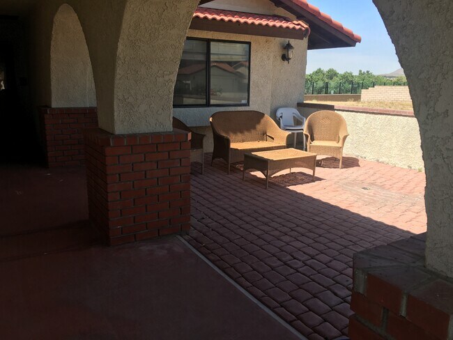 Building Photo - 14087 Driftwood Dr