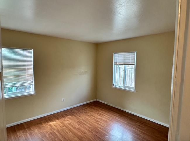 Building Photo - 3171 Luna Ave