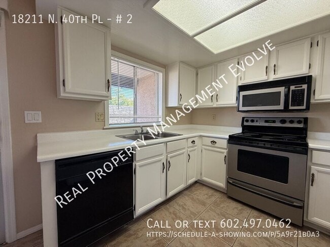 Building Photo - 18211 N 40th Pl