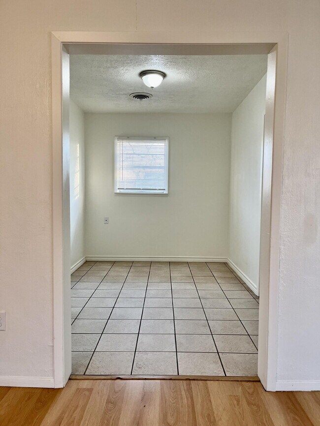 Building Photo - 2201 28th St