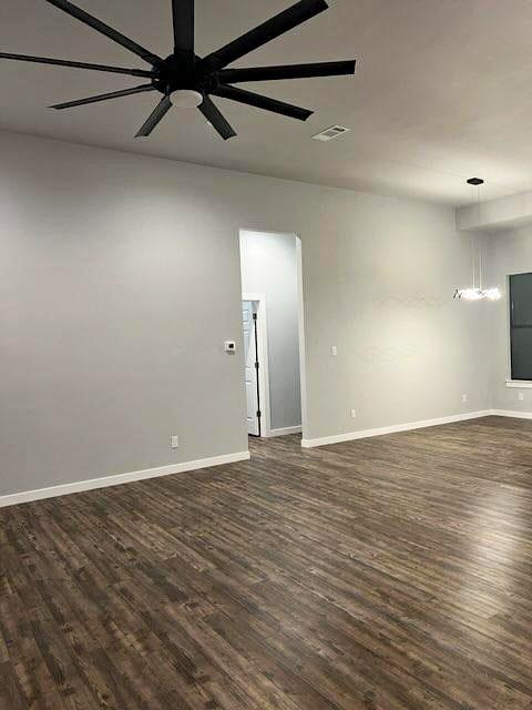 Building Photo - 207 Laurel Ln