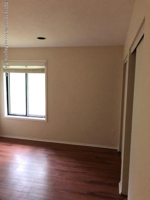 Building Photo - 171 Amberly Dr